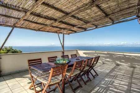 Gocce Villas - Sunshine Villa Масса-Лубренсе Экстерьер фото