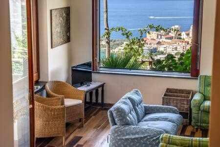 Gocce Villas - Sunshine Villa Масса-Лубренсе Экстерьер фото