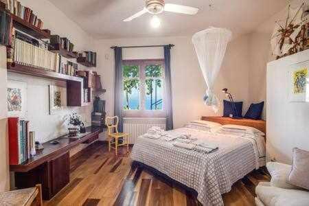 Gocce Villas - Sunshine Villa Масса-Лубренсе Экстерьер фото