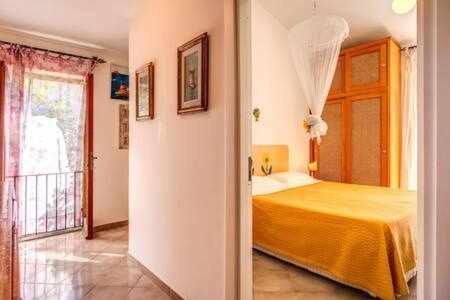 Gocce Villas - Sunshine Villa Масса-Лубренсе Экстерьер фото